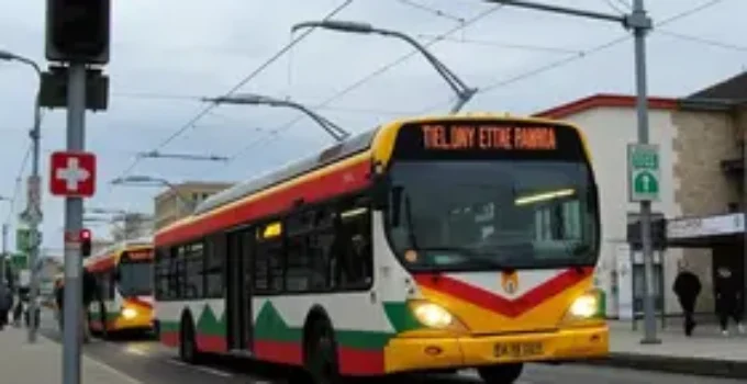 Brás para Itapevi de transporte público