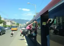 Perus para Suzano de transporte público