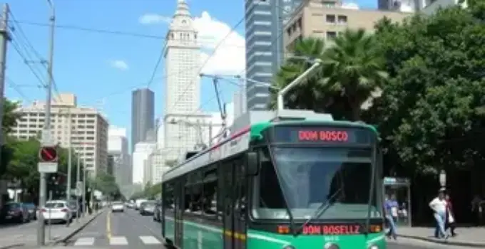 transporte público de Dom Bosco para Lapa