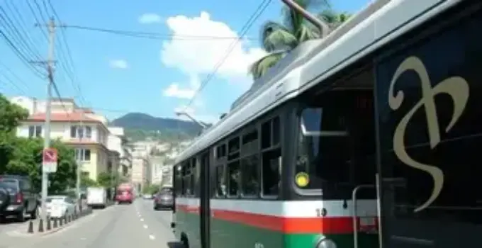Tiradentes para Vila Mariana